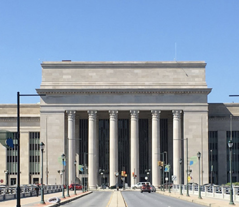 名表换批文,豪华游换项目!德牧犬成贿赂工具!费城30街站修缮背后的腐败链曝光!